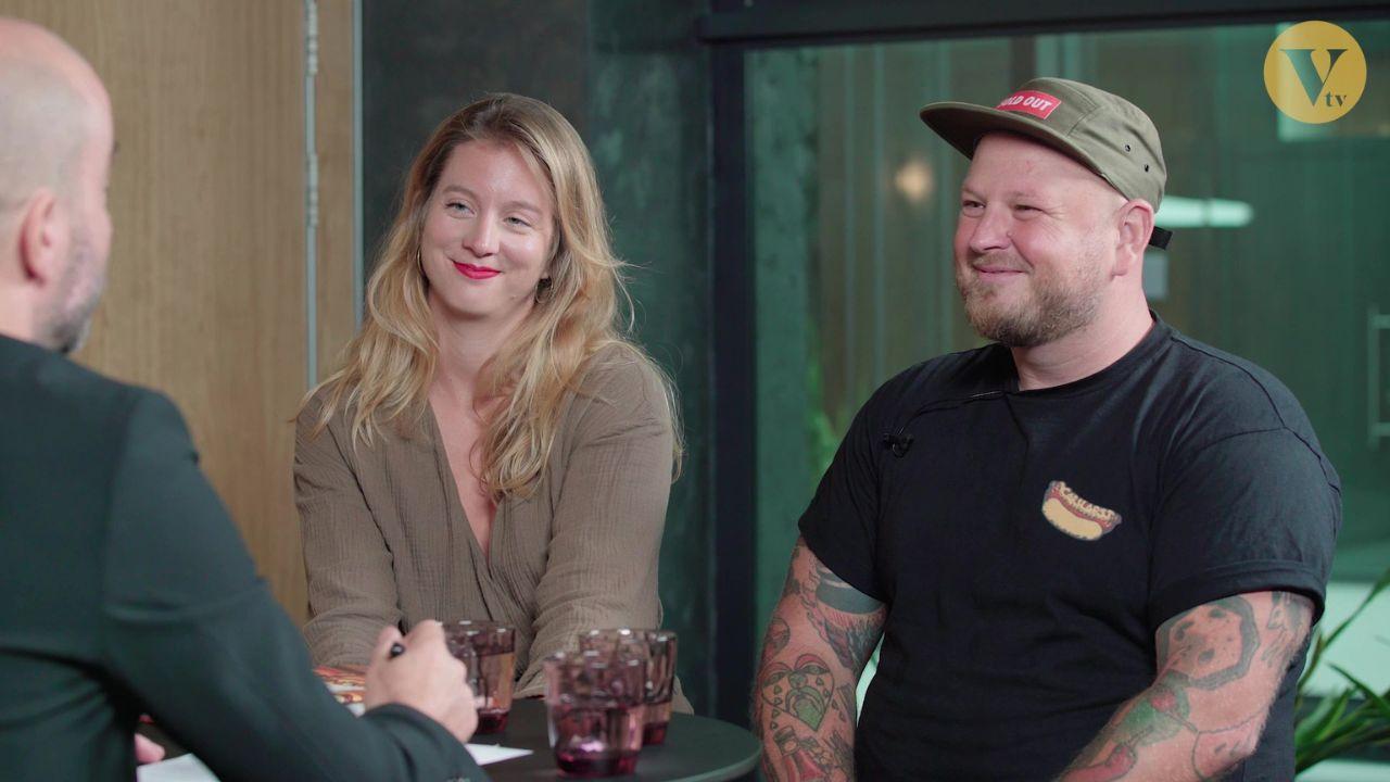 Zuzana Zuz kov A Peter Szamuhel udia akaj o V Knihe Sold Out 