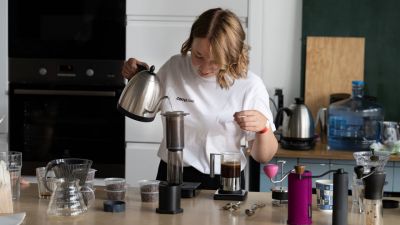 Two Coffee Champs: Česko-slovenský kávový festival představí v Bratislavě na 50 pražíren výběrové kávy