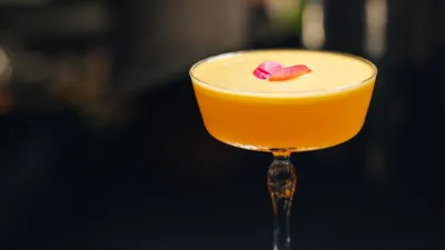 Koktejlové město ve dvou dějstvích: Prague–Brno Cocktail Week ukázal, že česká barová scéna má formu