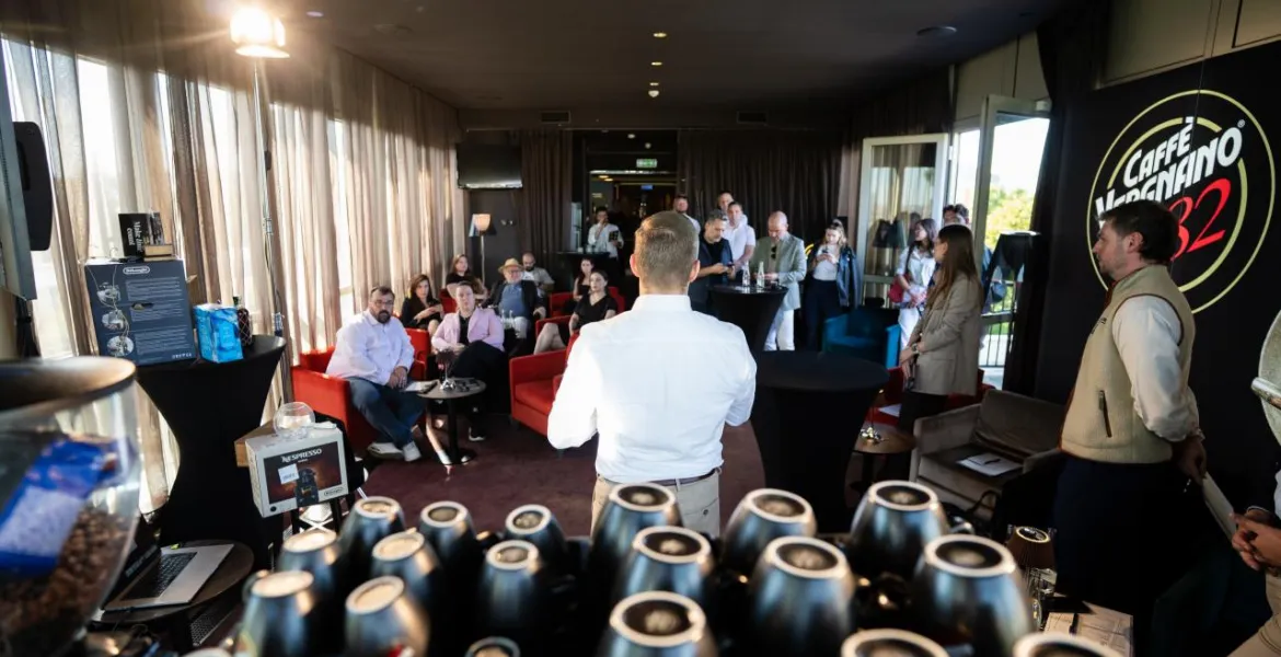 Českým baristou roku je Filip Šuba. Ve světovém finále Vergnano World Cup 2026 chce zabojovat o vítězství. | Foto: se svolením Coca-Cola HBC Česko a Slovensko