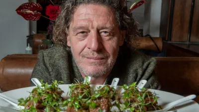 Marco Pierre White do svého Steakhousu nasadil 3D tištěné veganské steaky