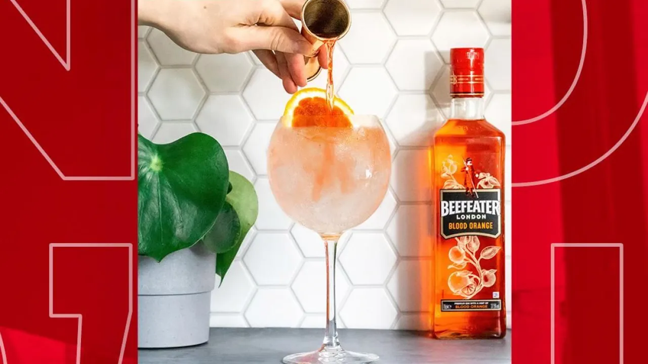 Přivítejte nový ochucený gin Beefeater Blood Orange