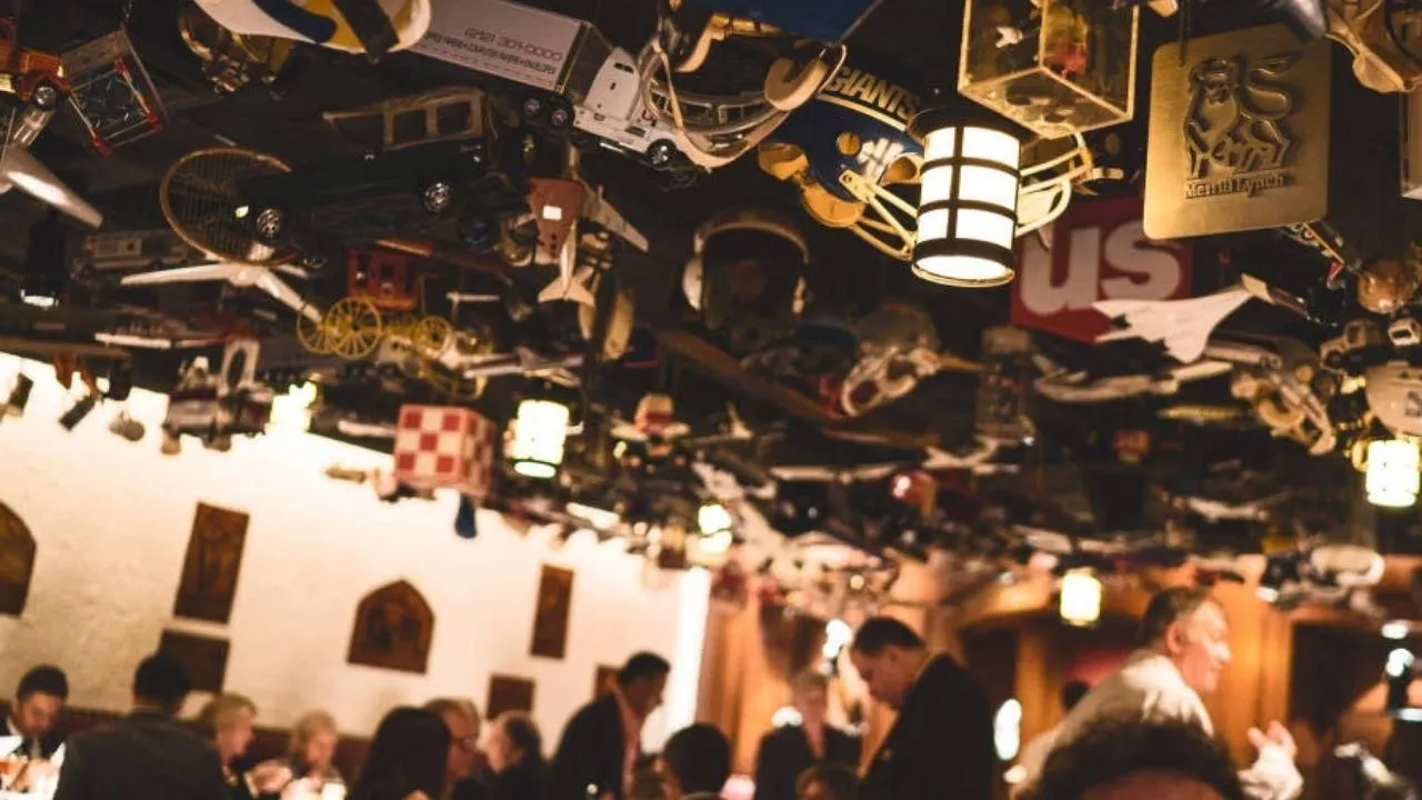 New York pláče: Legendární restaurace 21 Club po 90 letech zavírá 
