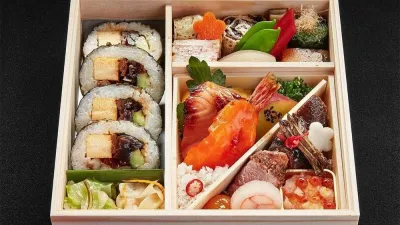 Prvotřídní bento box na palubě letadla