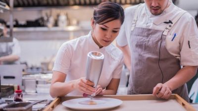 Mora: Nová francouzsko-čínská restaurace šéfkuchařky Vicky Lau je ódou na sóju