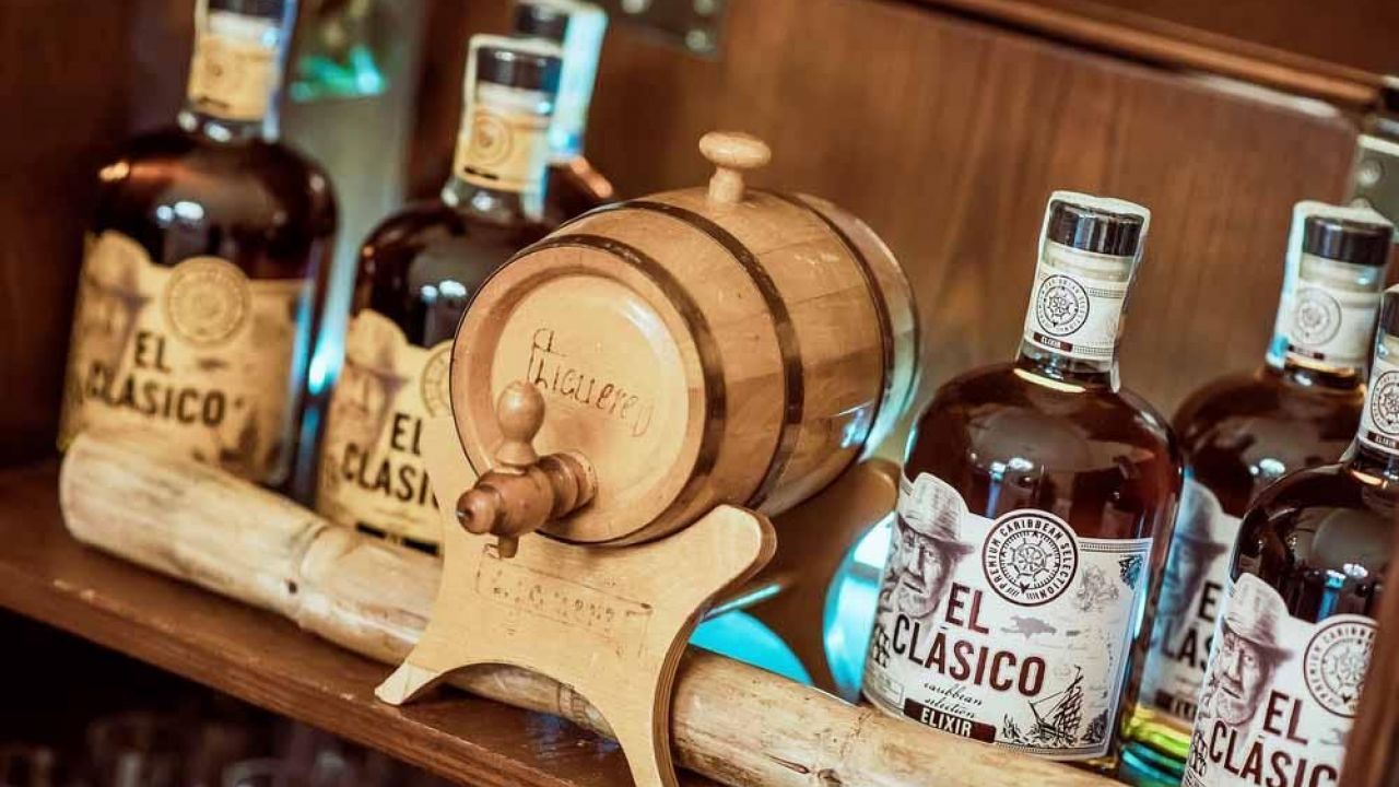 Rum El Clásico má medovou novinku