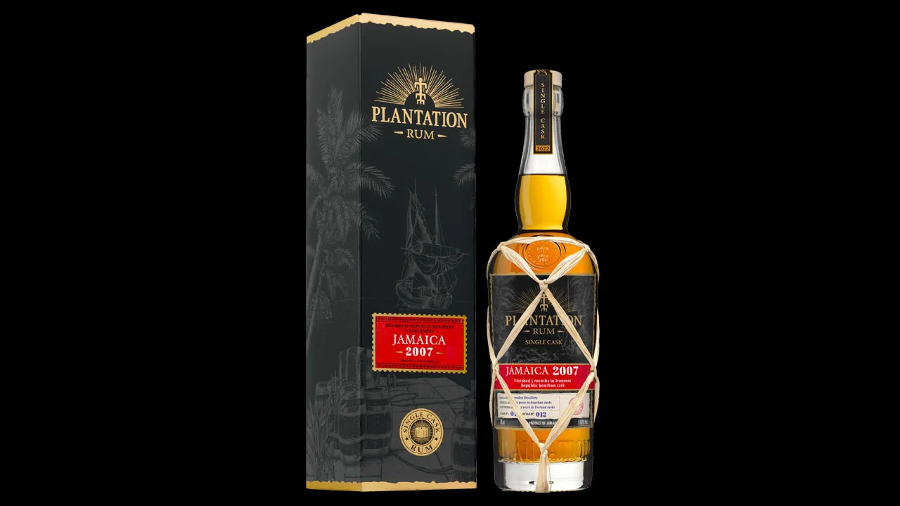 Plantation Single Cask 2022: Plantation Single Cask Jamaica 2007 Ironroot Republic