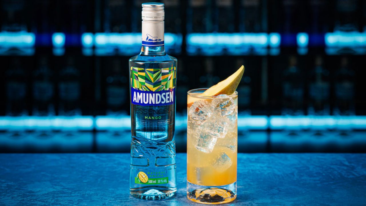 Amundsen Essences nové nabízí mango a pomeranč. Atraktivní chutě obsahují méně alkoholu, etiketa se mění podle úhlu pohledu
