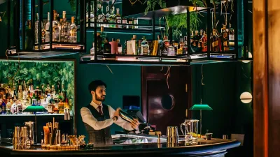 Mirror Cocktail Bar z Bratislavy si z prestižní Spirited Awards® odnáší pozice mezi nejlepšími bary světa