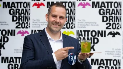 Nejlepší nealkoholický koktejl na mistrovství světa Mattoni Grand Drink namíchal Martin Vogeltanz 