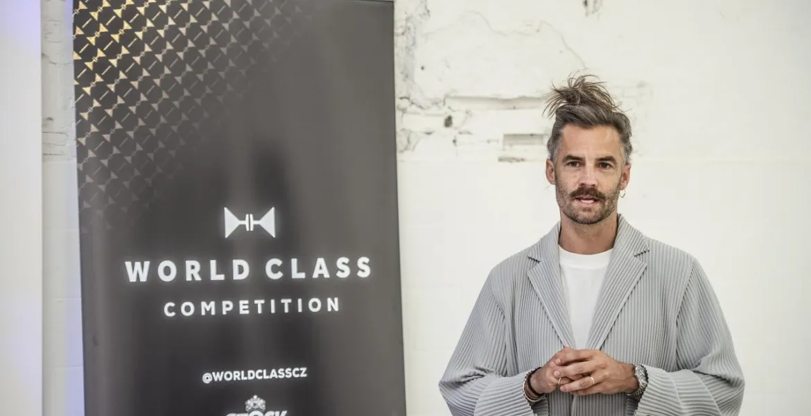 Cenu pro vítěze World Class inspirovala náročnost barmanského povolání. Navrhnul jí designér Jan Plecháč | Foto: se svolením STOCK Plzeň-Božkov