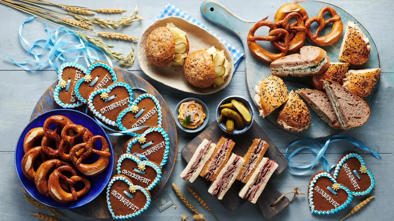 Oktoberfest ve vzduchu. Na vybraných letech Emirates probíhá svátek piva