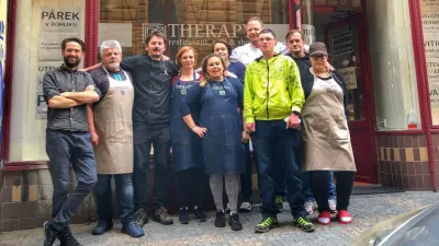 V Café Therapy bude Tomáš Levý vařit Social Enterprise Dinner
