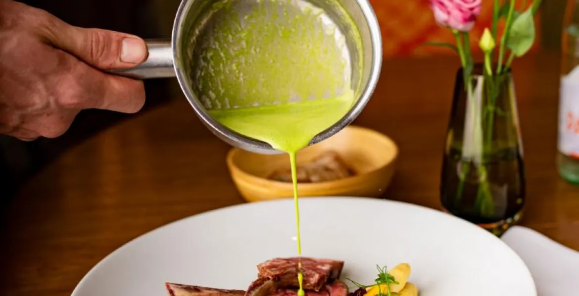 Letní degustační menu v La Verandě oslavuje sezónní čerstvost. I Foto: se svolením restaurace La Veranda