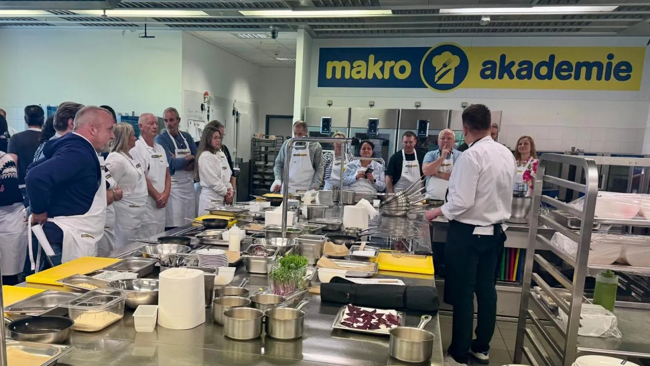 Makro ČR pomáhá školním jídelnám vařit zdravěji a s ohledem na rozpočet