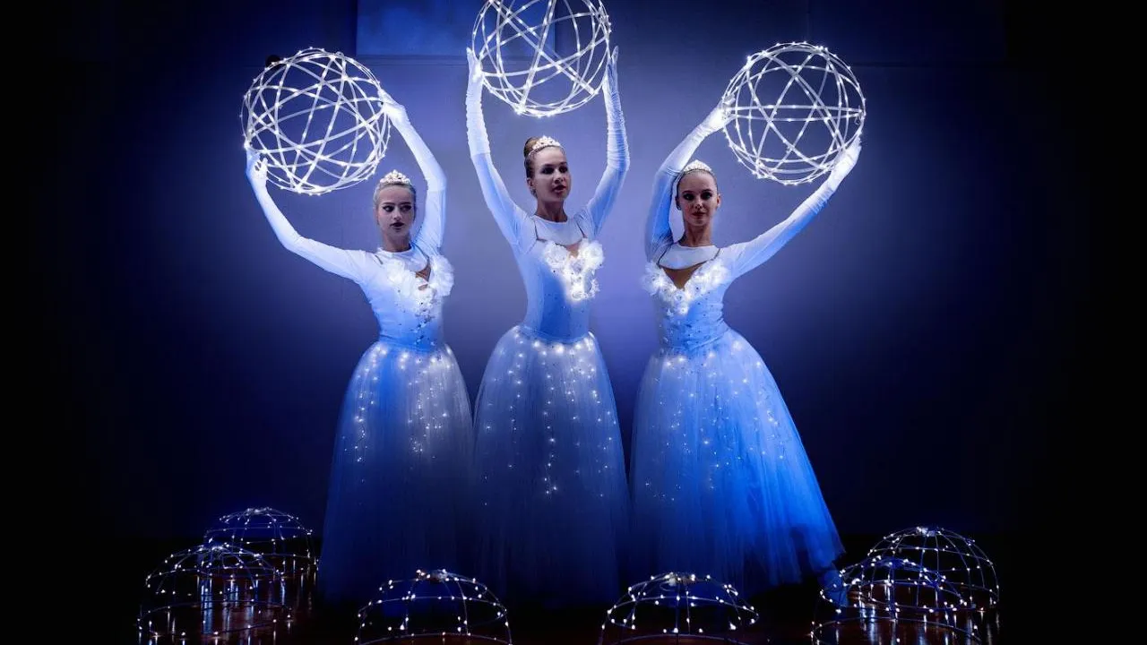 Silvestr v pražském Marriottu: hosté vstupí do Třinácté hodiny plné chutí a hudby