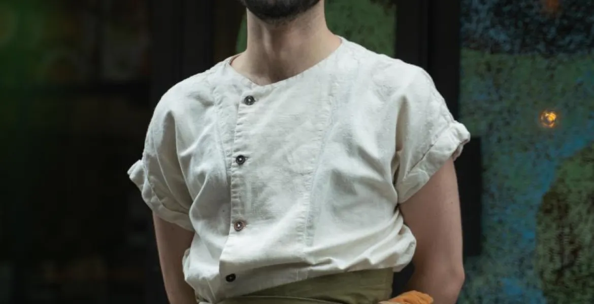 Barney O’Kane is bringing the farm-to-glass philosophy to Prague. | Photo: courtesy of De Vie Paris