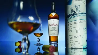 Diamanty jsou věčné. A James Bond má nově svou whisky