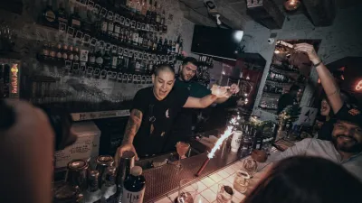 Milán propojí osm světových barových scén. Agite Club přiváží na týden 50 Best Bars také Raizu Carreru