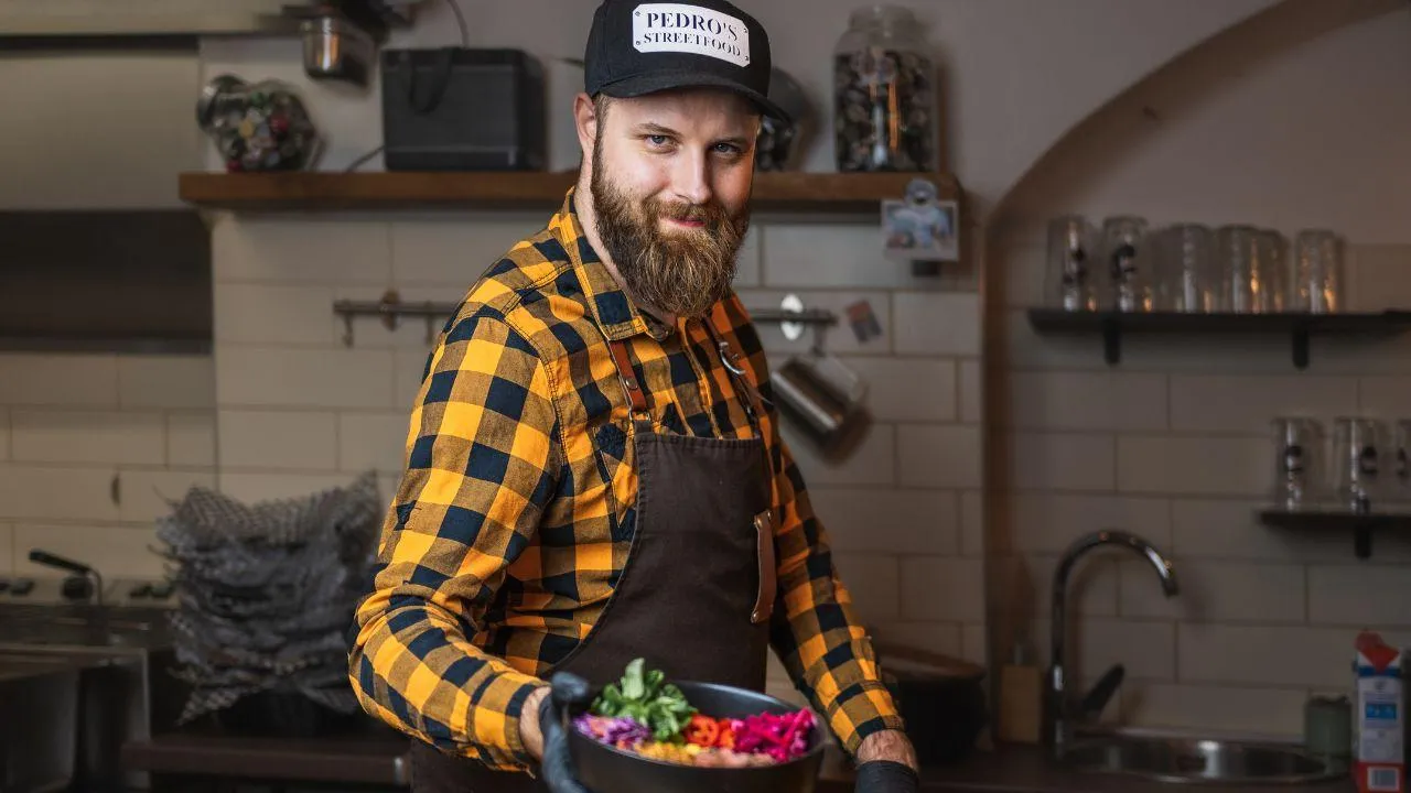 Foodtruck je sranda, lidé vám tu leccos odpustí. Kamenné bistro je vyšší level