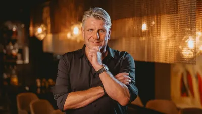 Ve věku 60 let náhle zemřel slavný šéfkuchař Jonnie Boer z trojhvězdové michelinské restaurace De Librije. Učil se u něj Knedla i Forejt