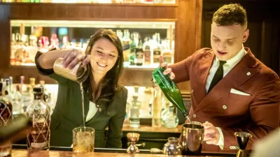 Legendární Bar and Books je domovem rumu Brugal. A brzy taky otevře na nové adrese