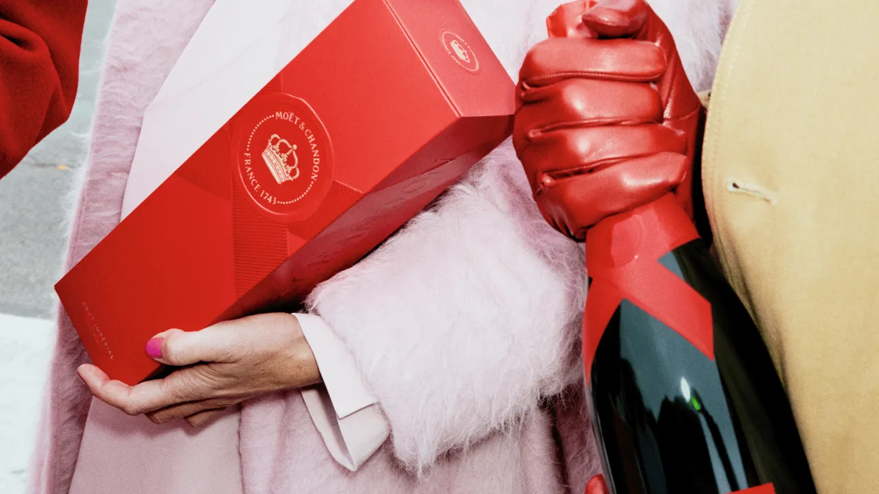 Moët & Chandon vstupuje do sváteční sezóny se dvěma limitovanými edicemi. Oslavují umění žít a sdílet radost
