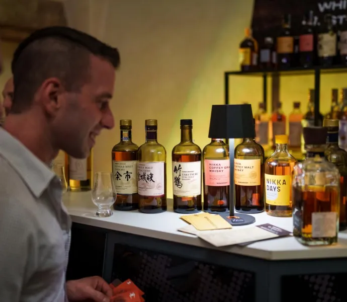 Skotsko, Japonsko, Amerika i Irsko – Whisky Life! Prague 2025 díky Warehouse#1 spojí čtyři světy whisky do jednoho zážitku