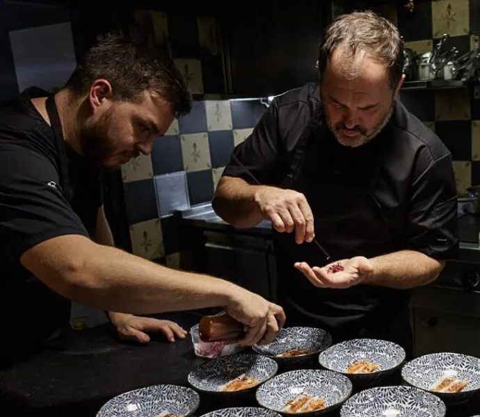 13 michelinských hvězd za jedním stolem. Jak pro ně připravit večeři?