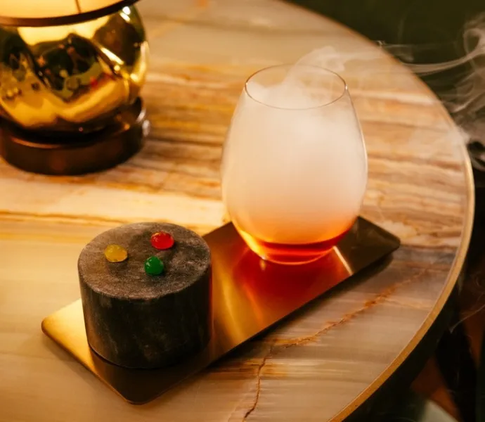 Koktejl, který vás čte. Occulto Experience v Praze mění pravidla degustace