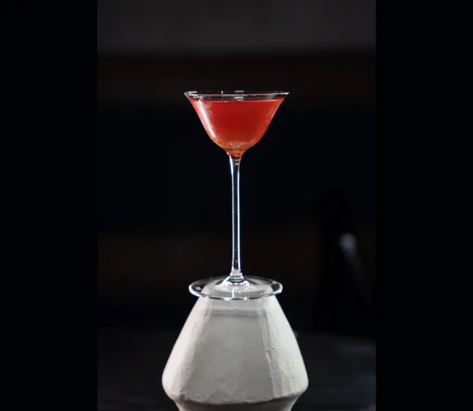 Co spojuje slavné světové bary Little Red Door, Cato a Elysian Bar Budapest? Nový pohled na udržitelnost, který může změnit fungování barů