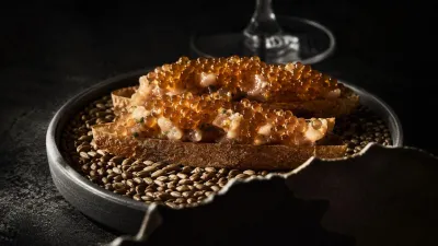 Chefs Horák and Zajíček have joined forces. Reason × Gurdau demonstrated what a dialogue between food and wine tastes like