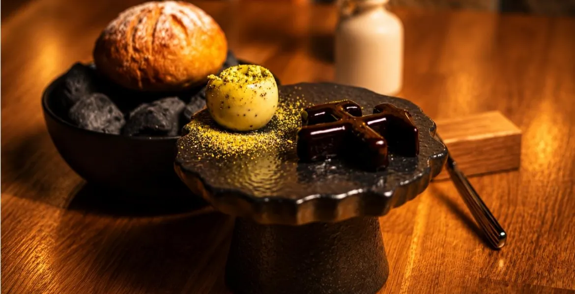 Hornické kladivo - bulharská pomazánka - libeček | Foto: VisitChef.com